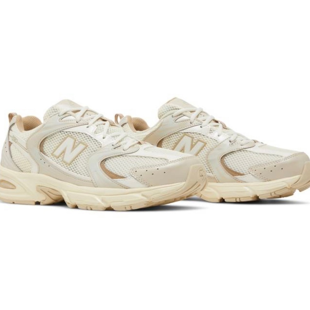 New Balance Beige 530